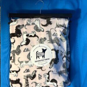 BRAND NEW DACHSHUND / DOXIE / WEINER WEENIE DOG 60" X 70" SUPER SOFT PLUSH THROW